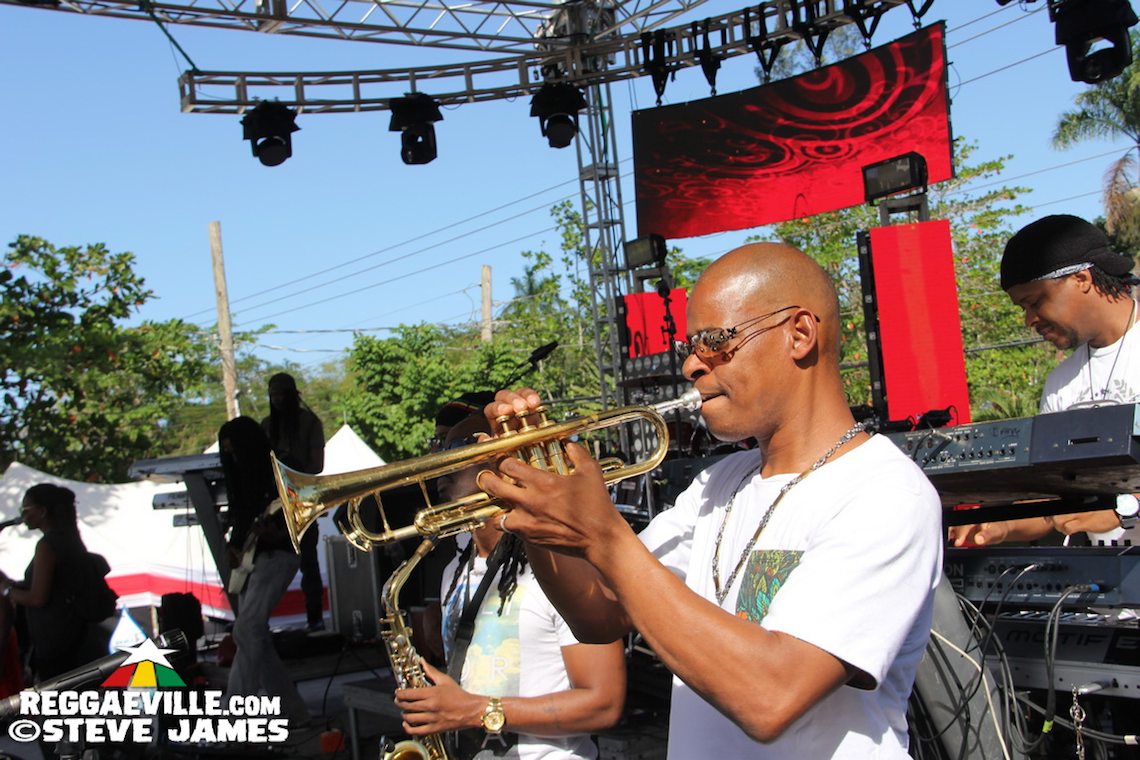 Beres Hammond feat. Marcia Griffiths & Busy Signal