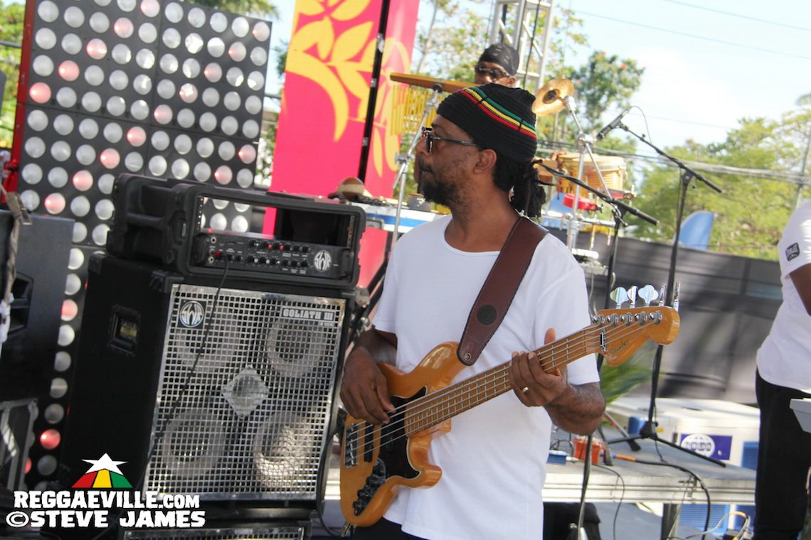 Beres Hammond feat. Marcia Griffiths & Busy Signal