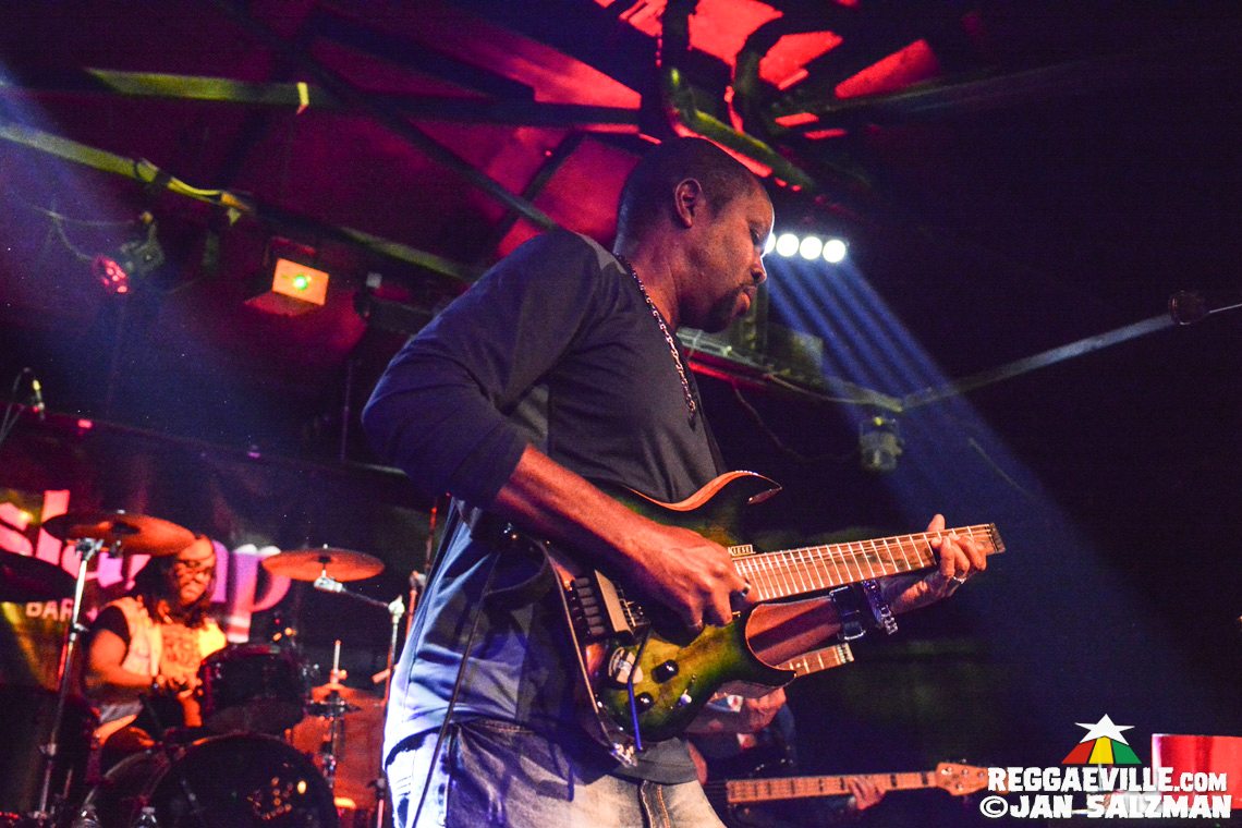 Big Mountain & Pato Banton