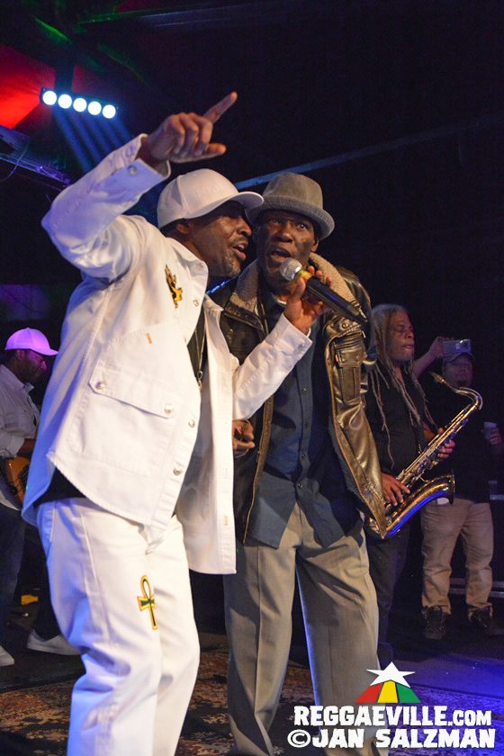 Big Mountain & Pato Banton
