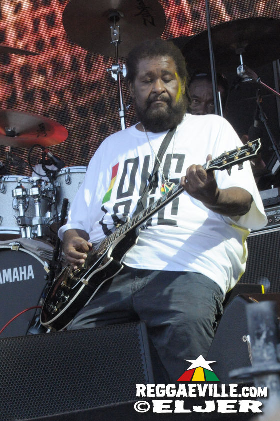 Chronixx & Inner Circle