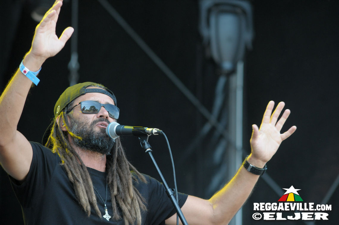 Dactah Chando, Tóke feat. Ras Muhamad & Exile Di Brave