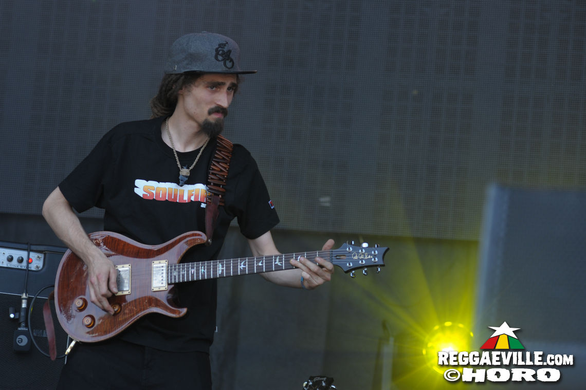 Dactah Chando, Tóke feat. Ras Muhamad & Exile Di Brave