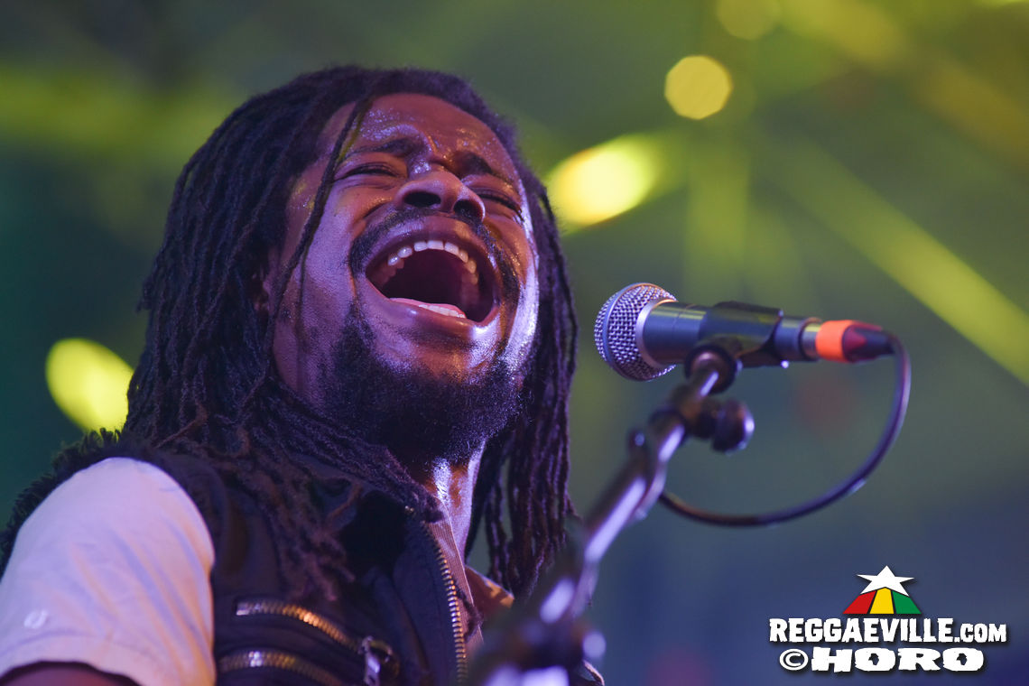 EarthKry, Lone Ark Showcase feat. Benjammin & Inés Pardo