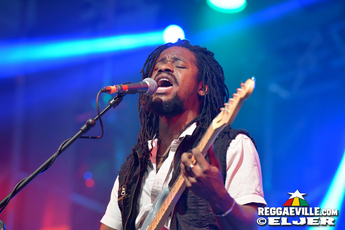 EarthKry, Lone Ark Showcase feat. Benjammin & Inés Pardo