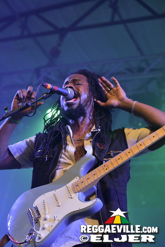 EarthKry, Lone Ark Showcase feat. Benjammin & Inés Pardo