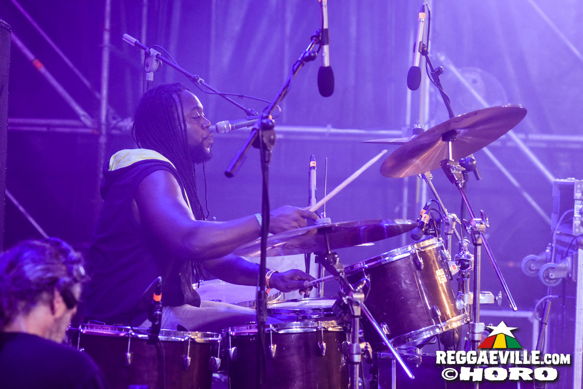 EarthKry, Lone Ark Showcase feat. Benjammin & Inés Pardo