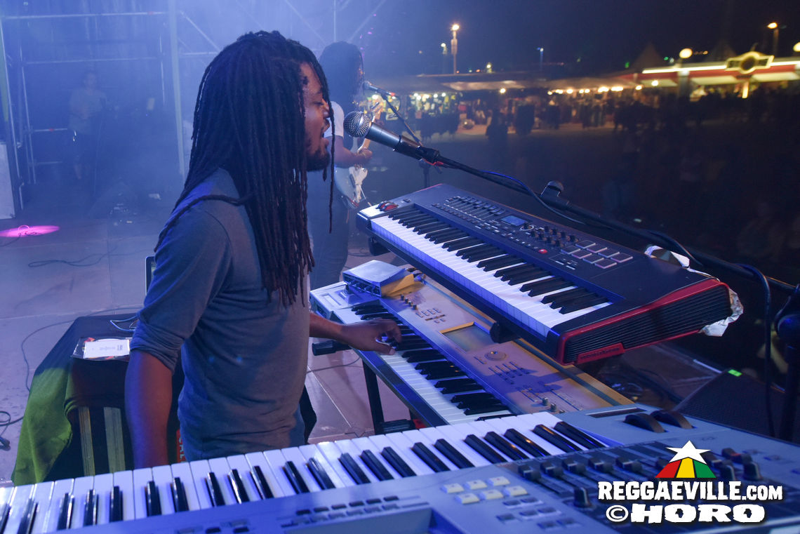 EarthKry, Lone Ark Showcase feat. Benjammin & Inés Pardo