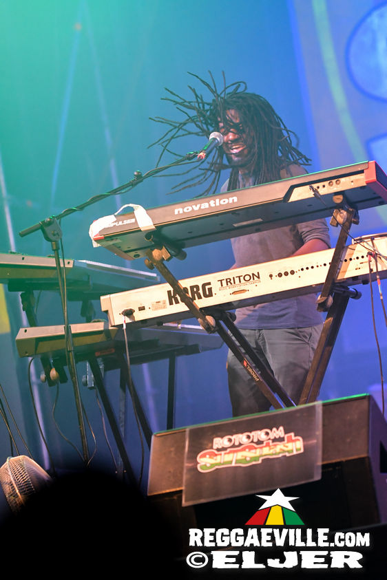 EarthKry, Lone Ark Showcase feat. Benjammin & Inés Pardo