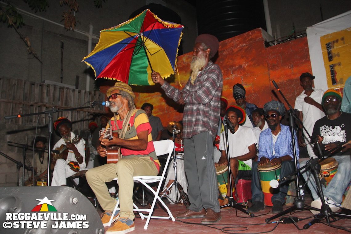 Chinna Smith, Ken Boothe, Mark Wonder @ Fridayz at the Grove in Kingston, JA