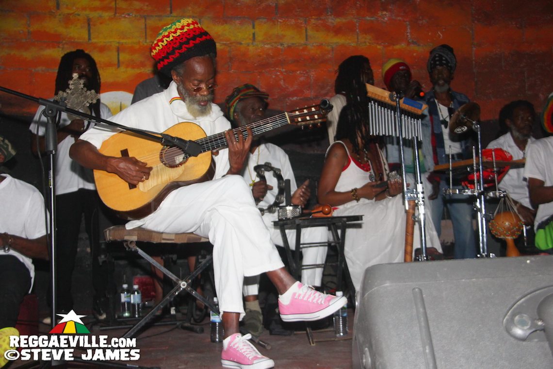 Chinna Smith, Ken Boothe, Mark Wonder @ Fridayz at the Grove in Kingston, JA
