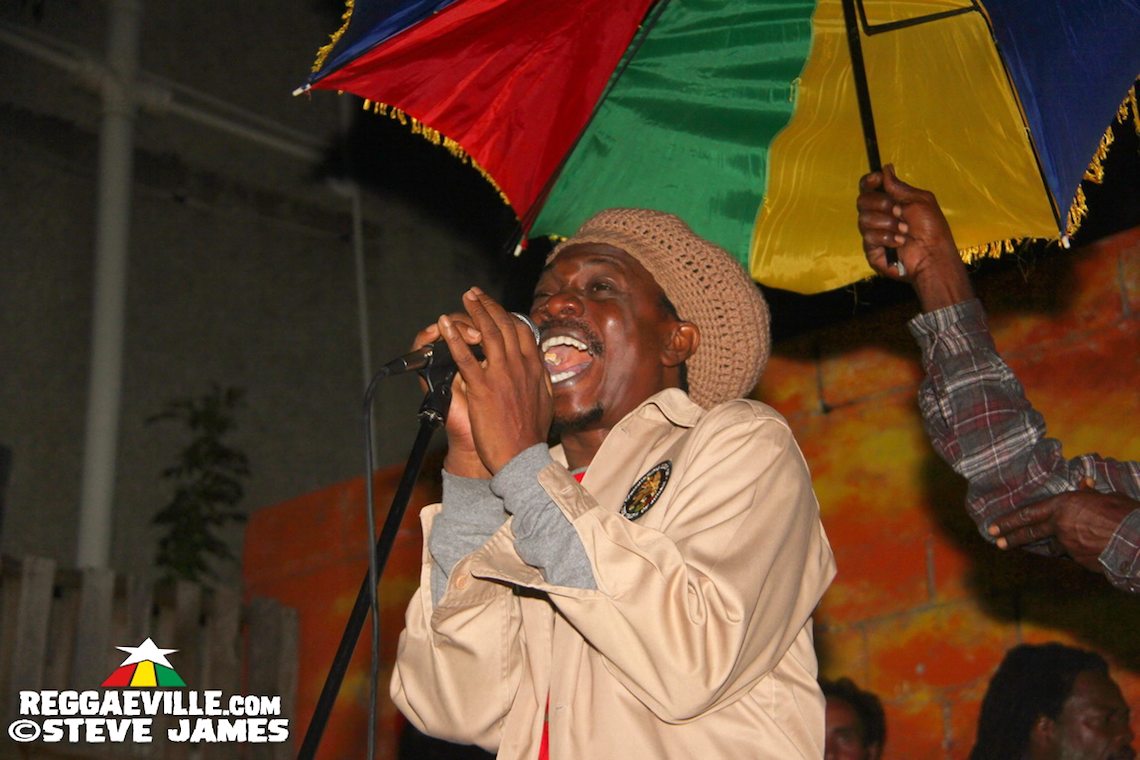 Chinna Smith, Ken Boothe, Mark Wonder @ Fridayz at the Grove in Kingston, JA
