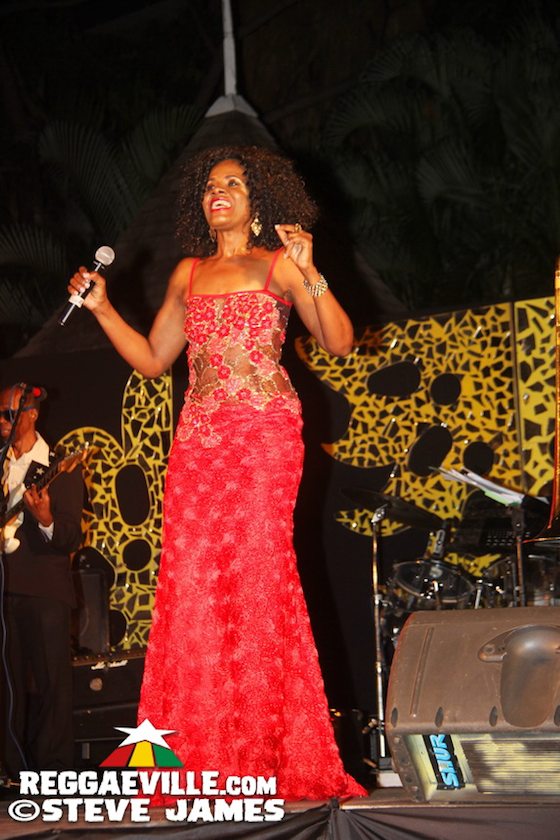Gem Meyers with George Nooks, Freddie McGregor, Ernie Smith and more.. in Kingston, Jamaica