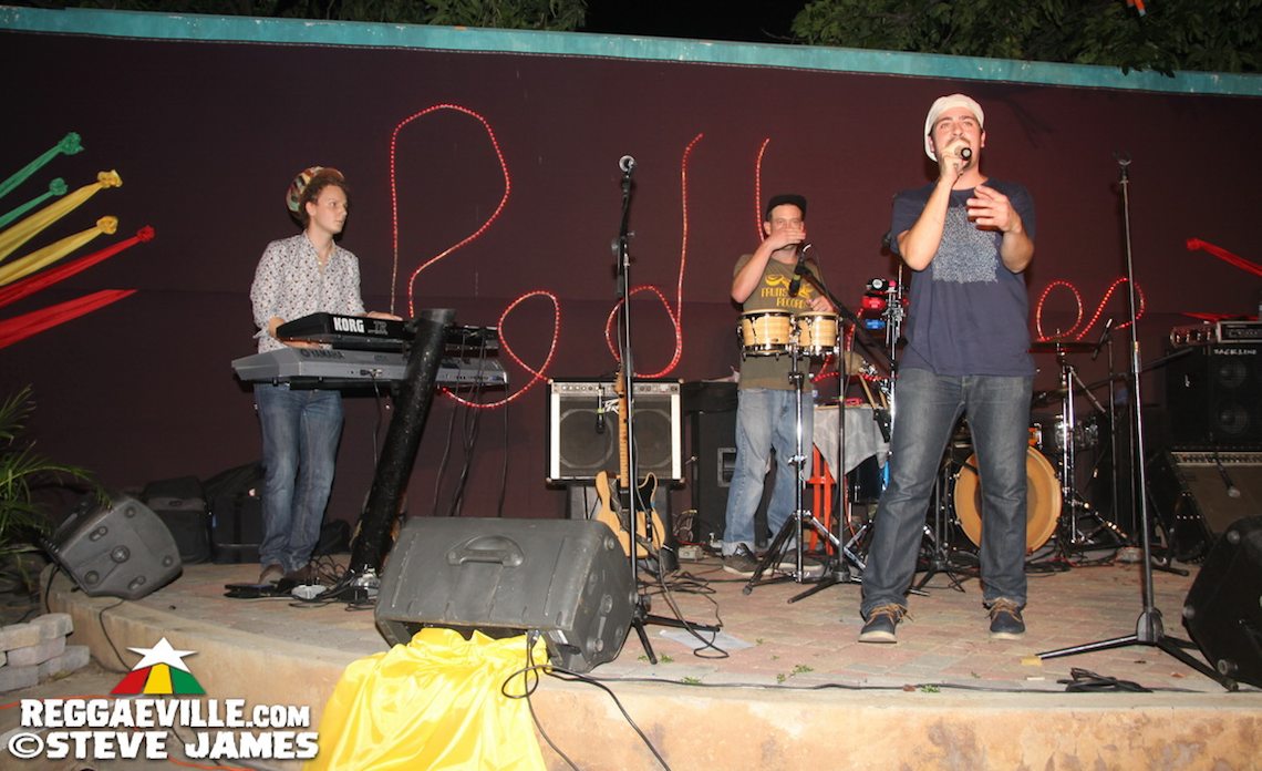 I Kong, Fred Locks & Samory I in Kingston, Jamaica @ Redbones Blues Cafe