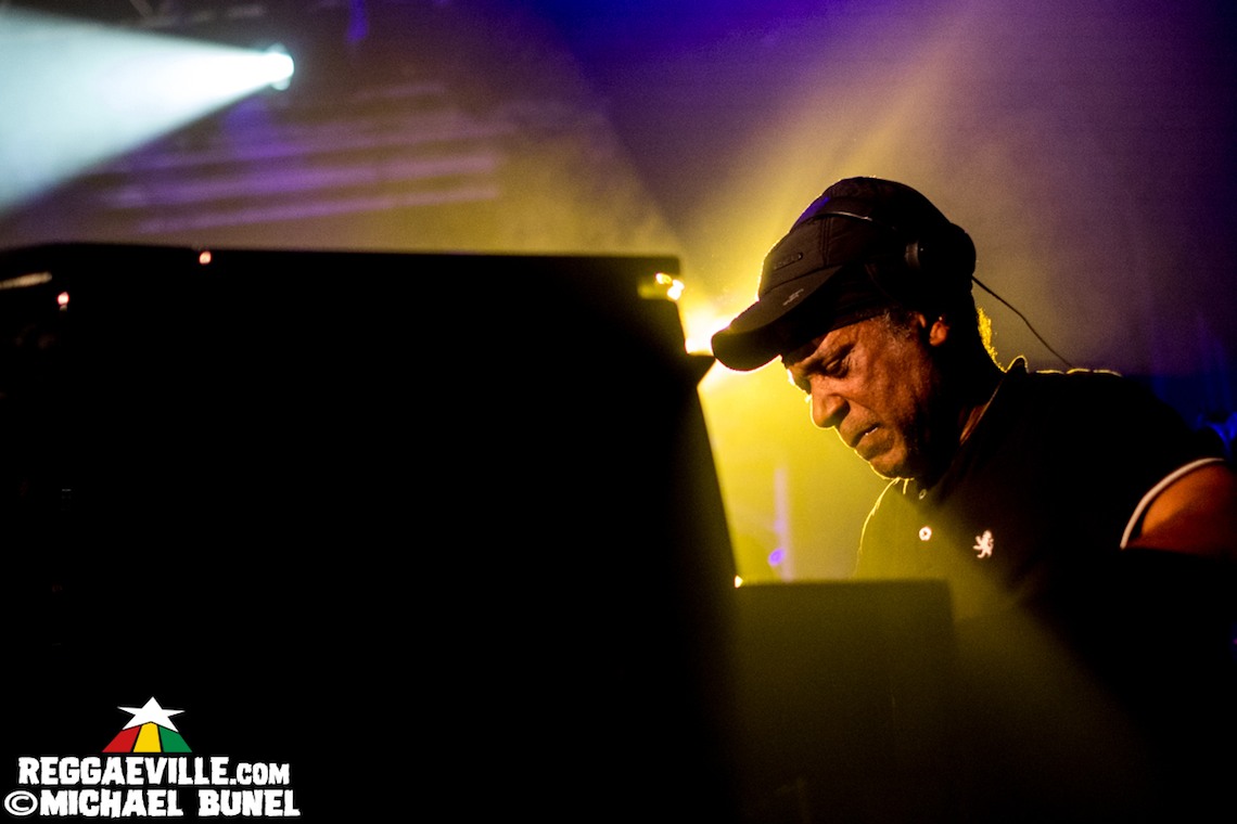 Inna De Yard with Ken Boothe, Winston McAnuff in Paris, France @ Trianon