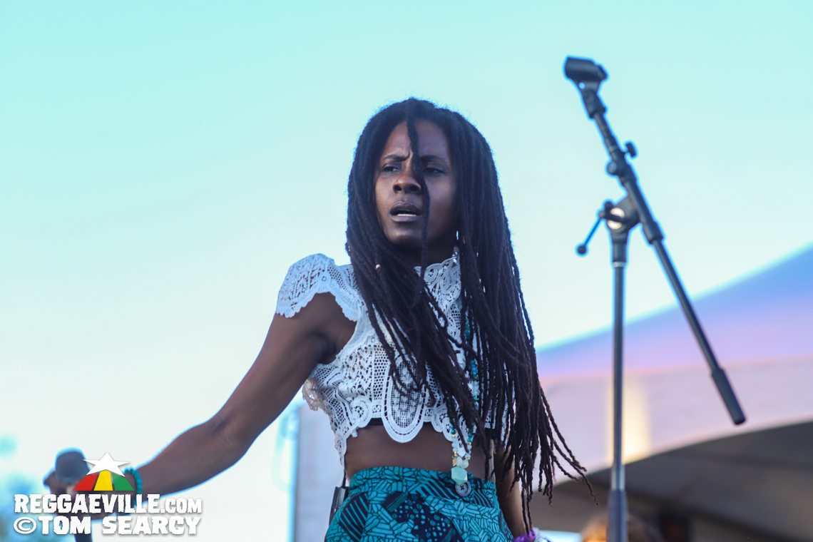 Jah9 & Natty