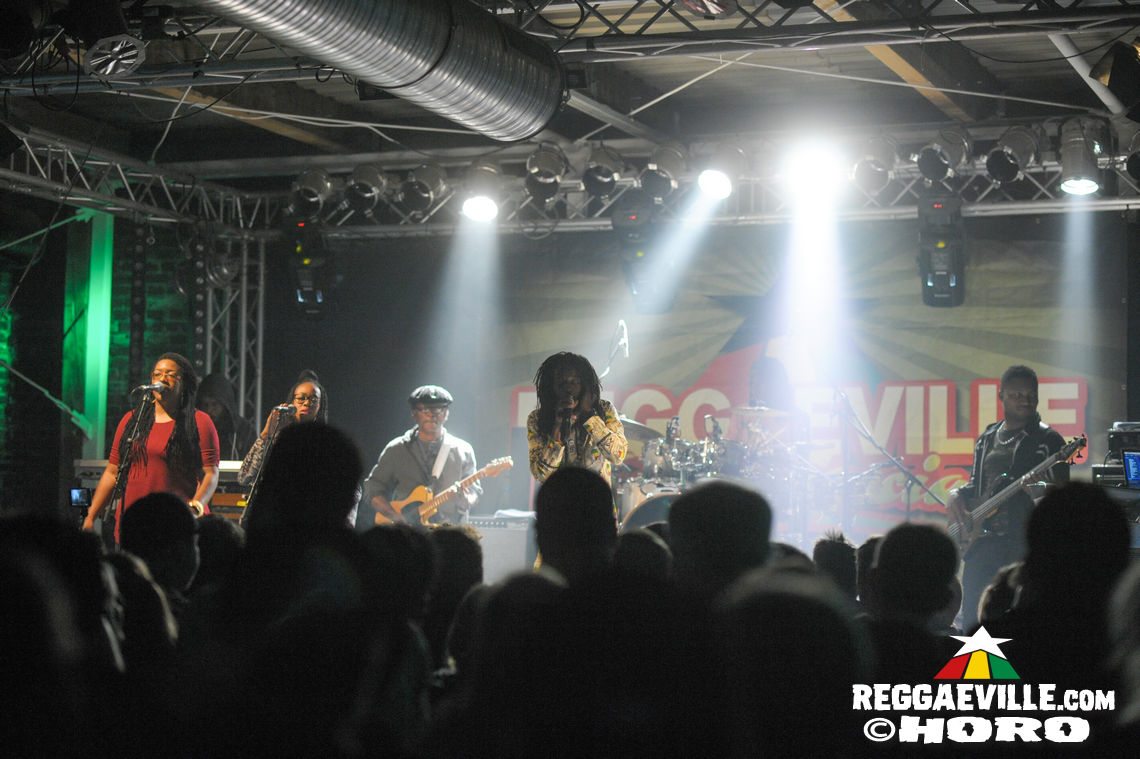 Junior Kelly, Droop Lion & Charly B