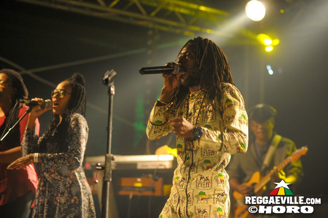 Junior Kelly, Droop Lion & Charly B