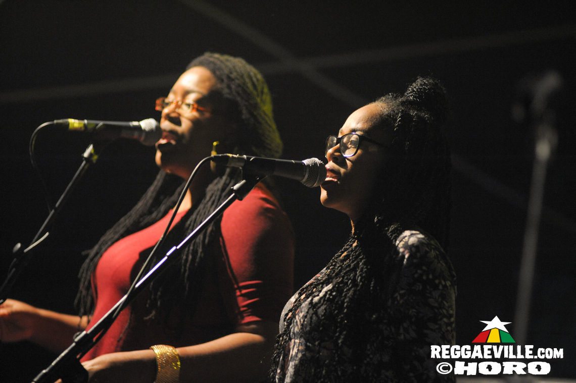 Junior Kelly, Droop Lion & Charly B