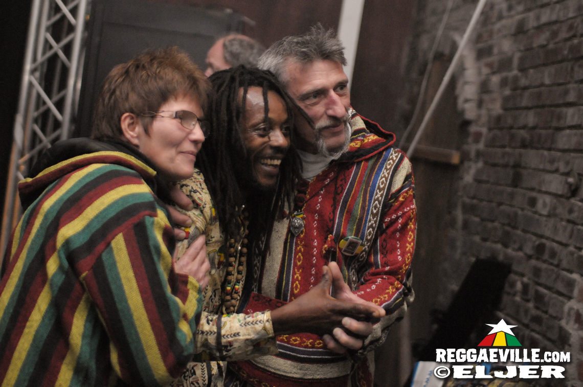 Junior Kelly, Droop Lion & Charly B