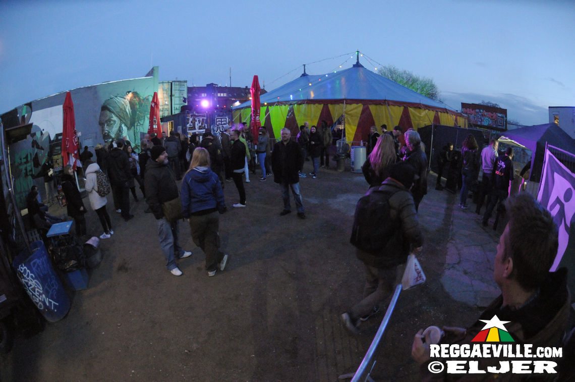 Junior Kelly, Droop Lion & Charly B