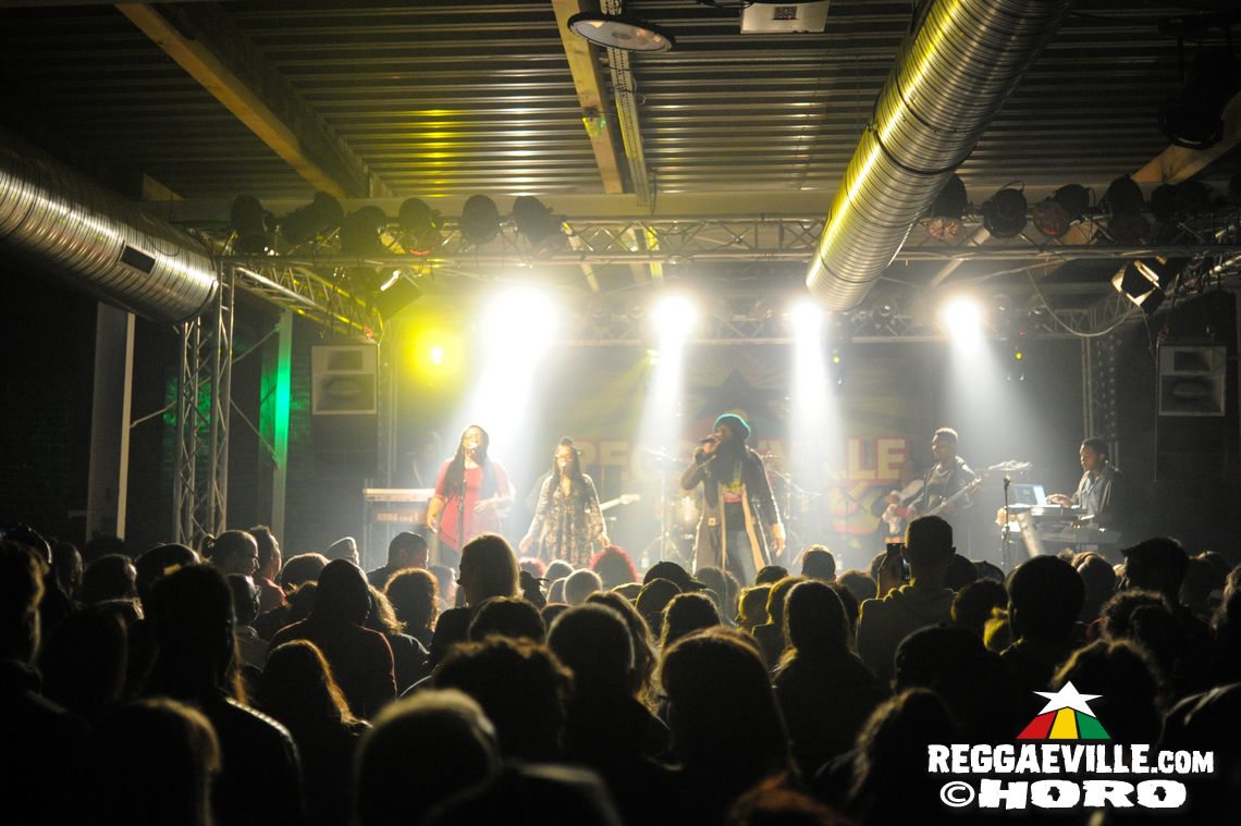 Junior Kelly, Droop Lion & Charly B