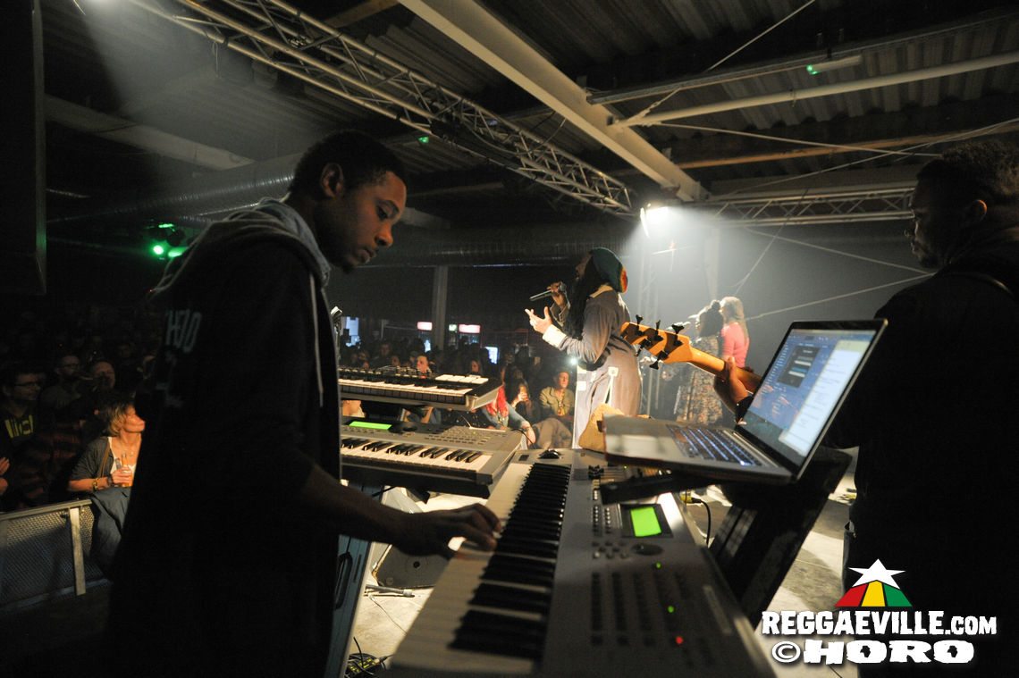 Junior Kelly, Droop Lion & Charly B