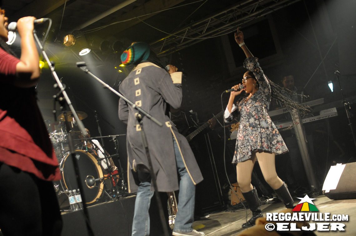 Junior Kelly, Droop Lion & Charly B