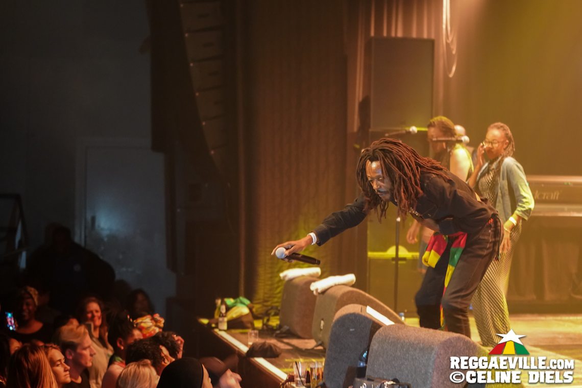 Junior Kelly, Droop Lion & Charly B