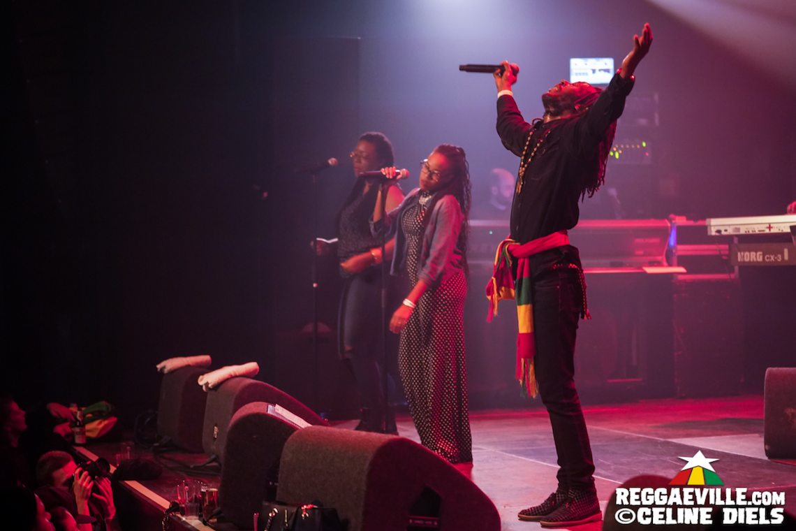 Junior Kelly, Droop Lion & Charly B