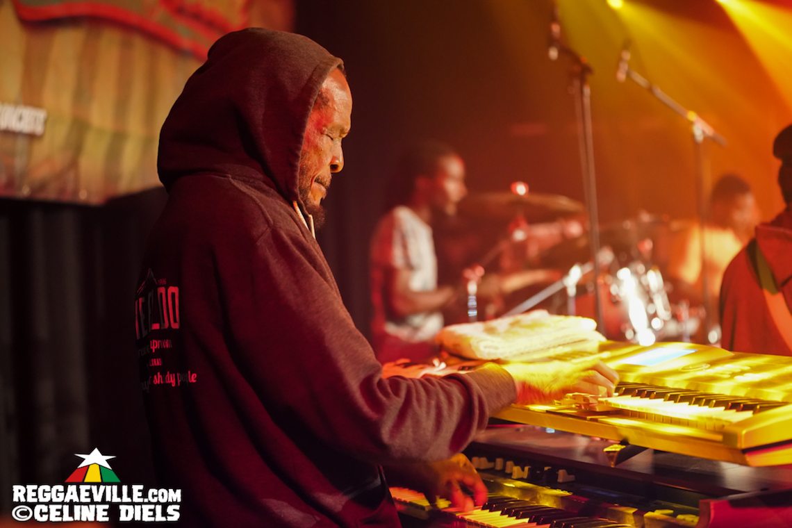 Junior Kelly, Droop Lion & Charly B