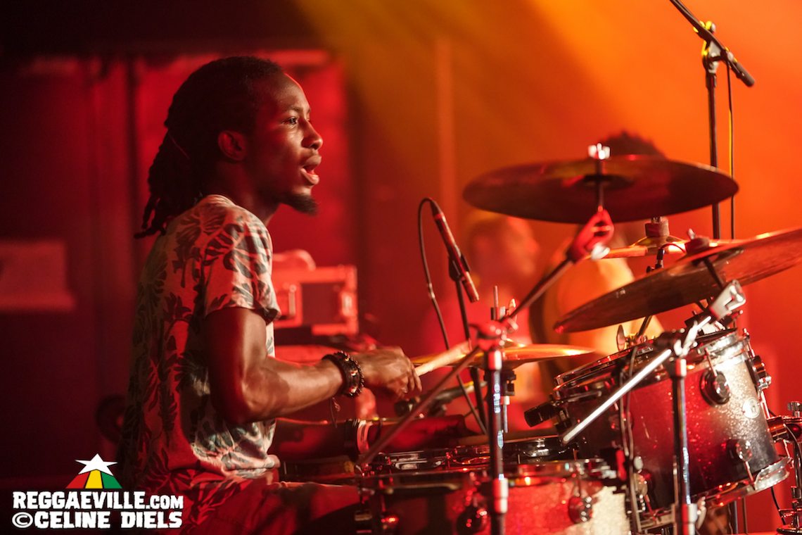 Junior Kelly, Droop Lion & Charly B