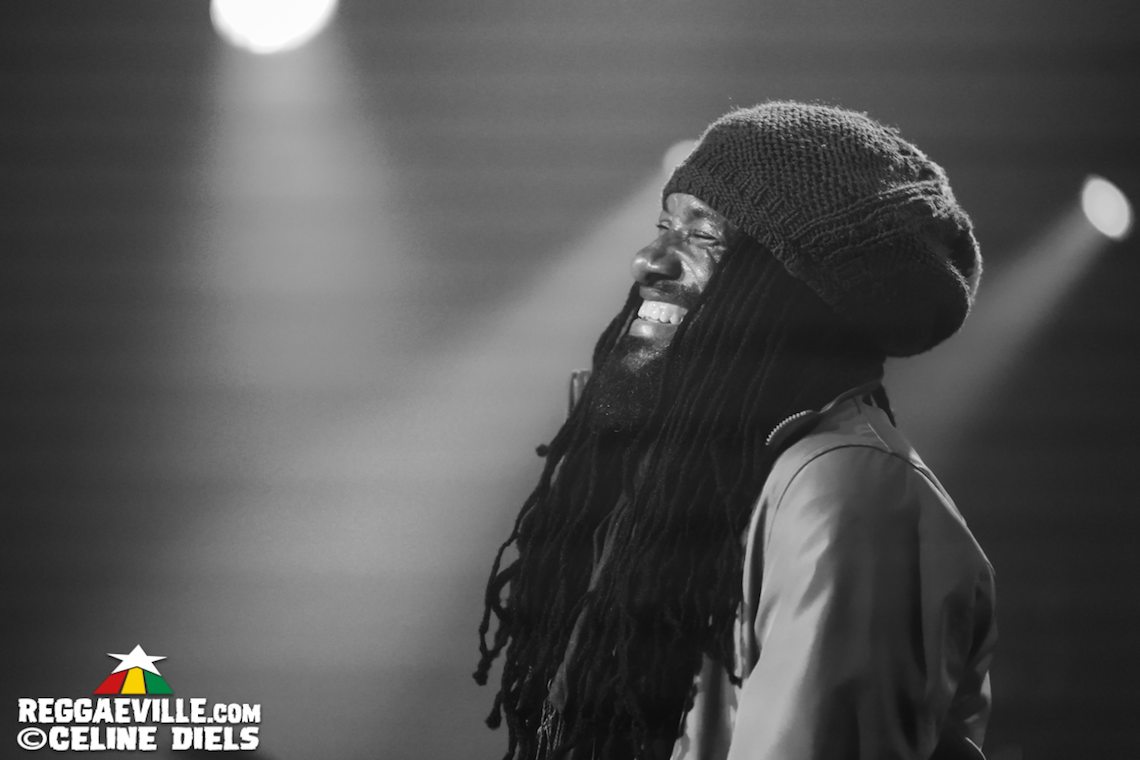 Junior Kelly, Droop Lion & Charly B