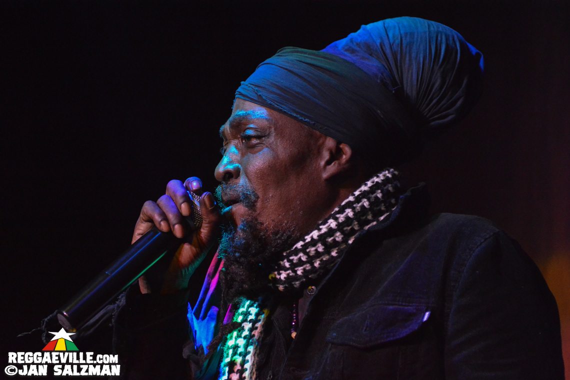 Junior Reid & Yung JR