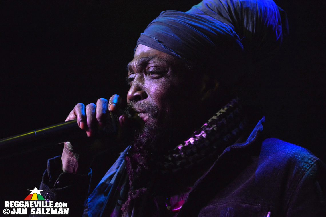 Junior Reid & Yung JR