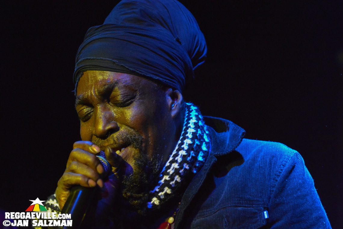 Junior Reid & Yung JR