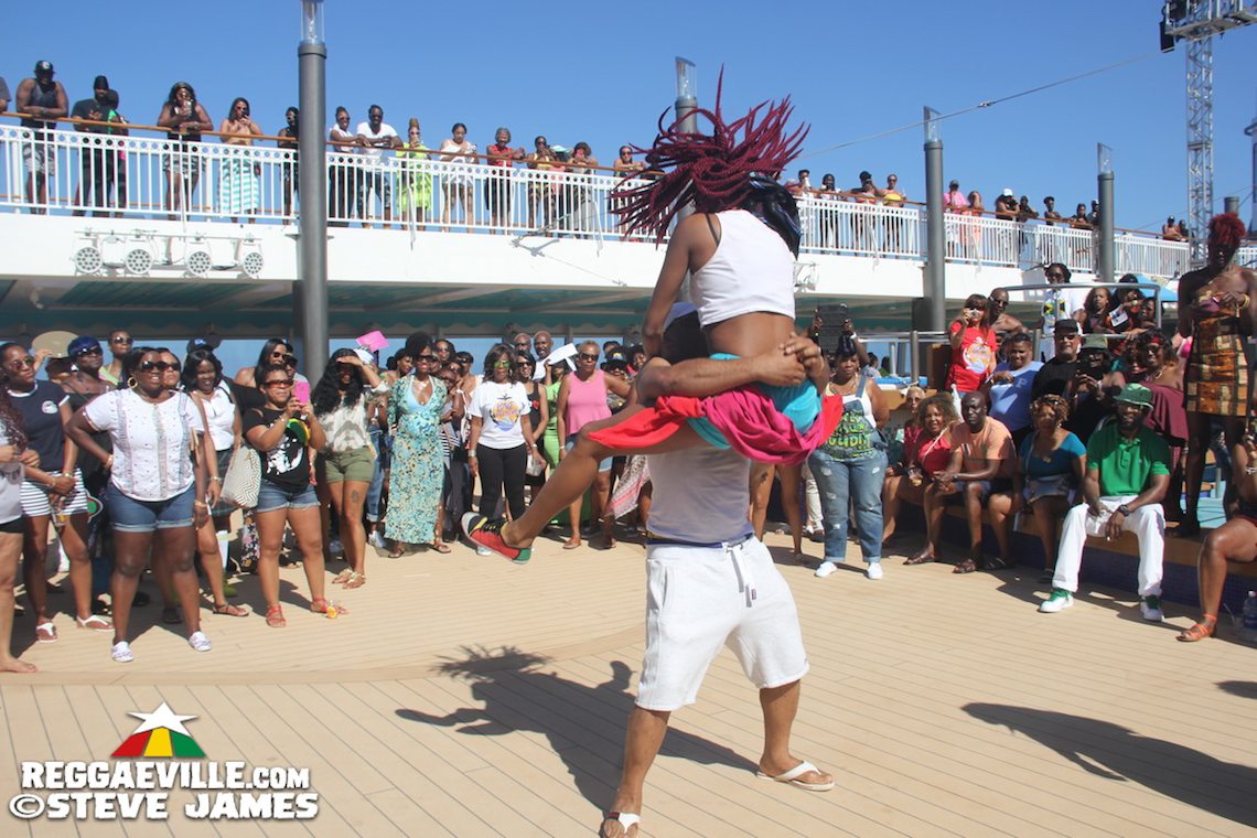 Vibes @ Love & Harmony Cruise 2017