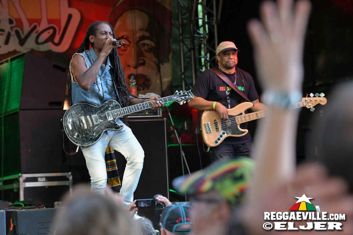 Nature Ellis & New Kingston