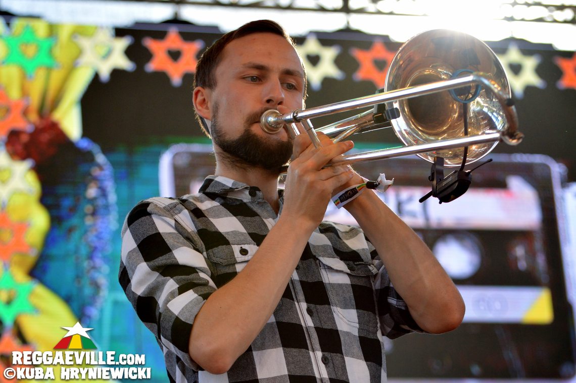 Mesajah, Dubska, Junior Stress & Sidney Polak