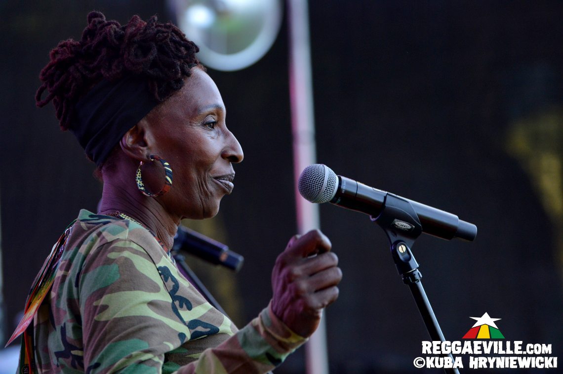 Marla Brown, Twinkle Brothers, Macka B, EarthKry & Vavamuffin