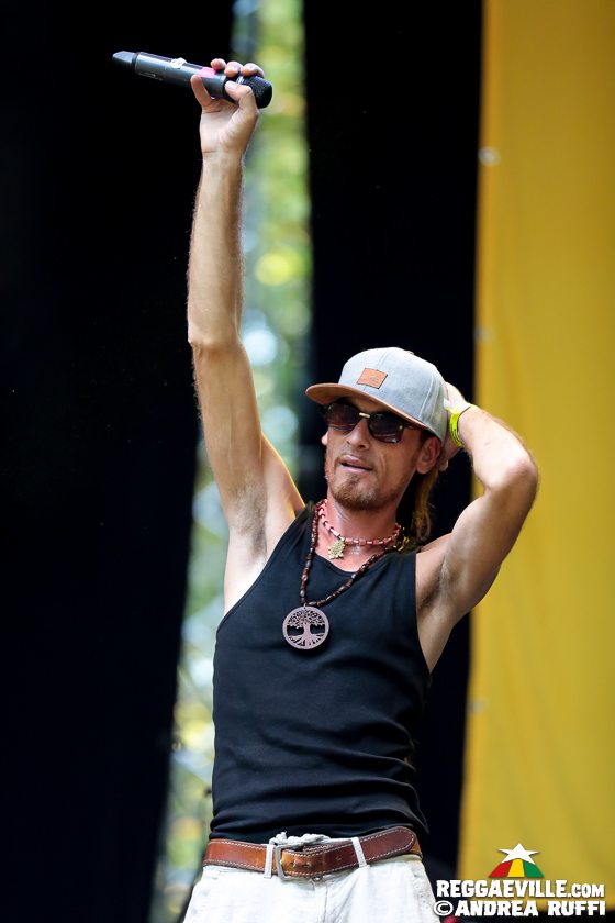 Mellow Mood, Macka B, Awa Fall & Siti Hlapci