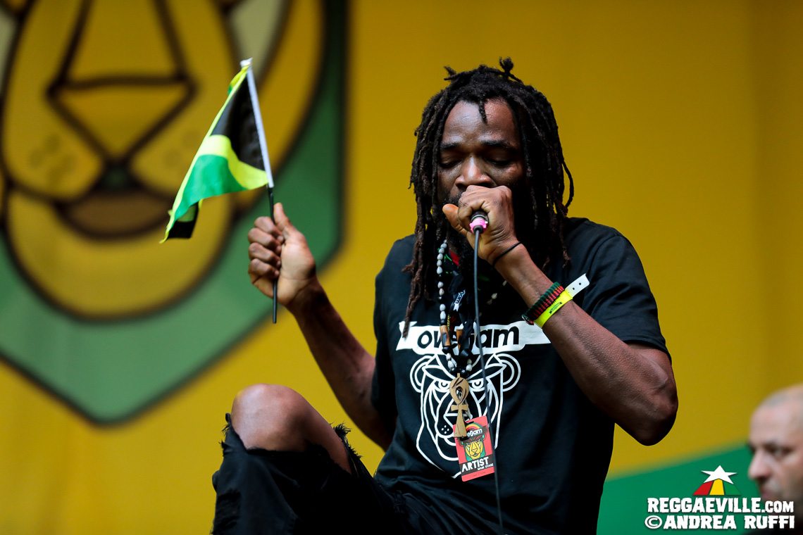 Mellow Mood, Macka B, Awa Fall & Siti Hlapci