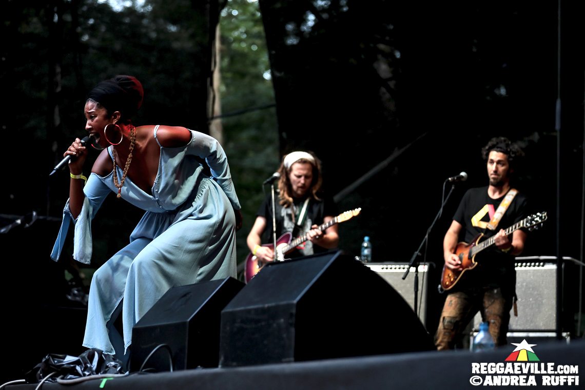 Mellow Mood, Macka B, Awa Fall & Siti Hlapci