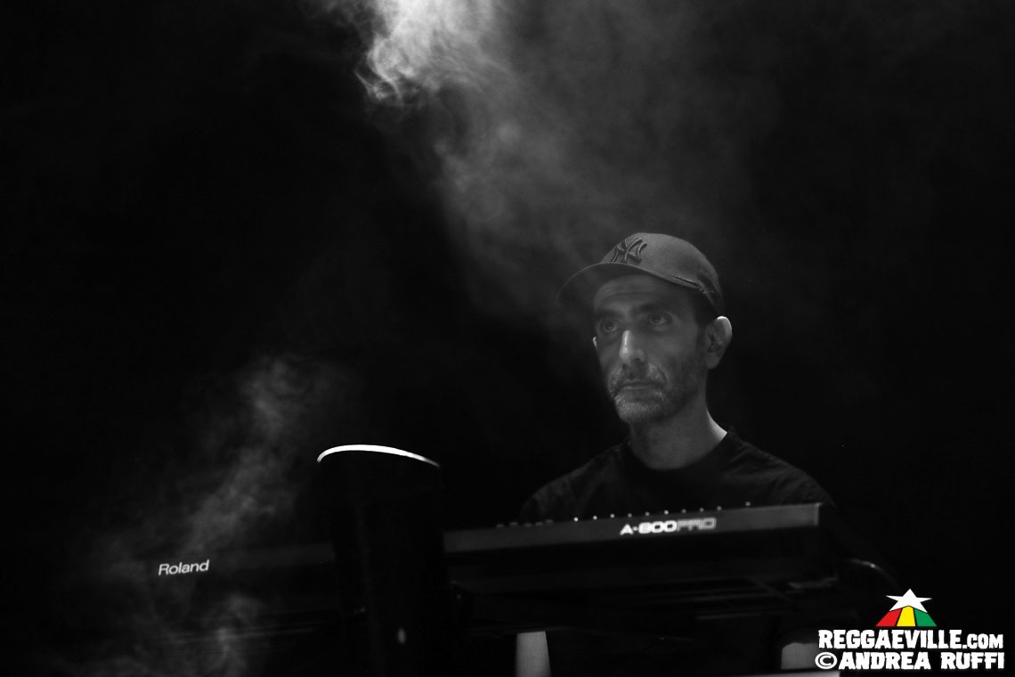 Mellow Mood, Macka B, Awa Fall & Siti Hlapci