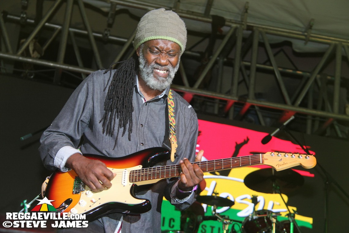 Luciano, Freddie McGregor & Word, Sound and Power