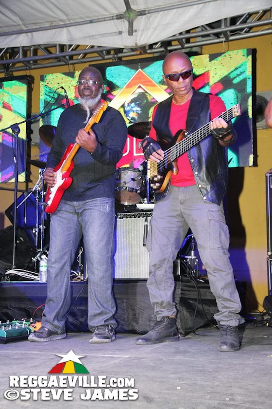 Dre Tosh, Jah9 & Jesse Royal