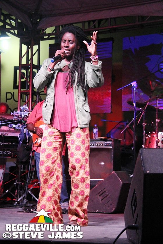 Dre Tosh, Jah9 & Jesse Royal