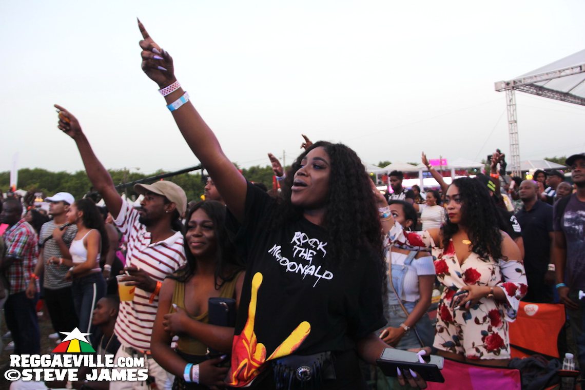 Popcaan feat. Dre Island