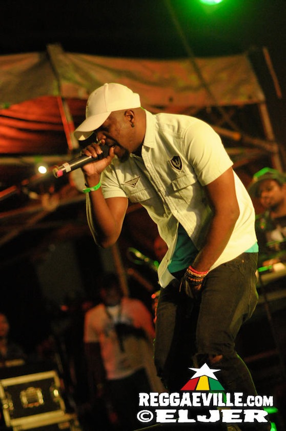 Runkus, Blvk H3ro, Royal Blu & Voicemail @ Reggae Jam 2017