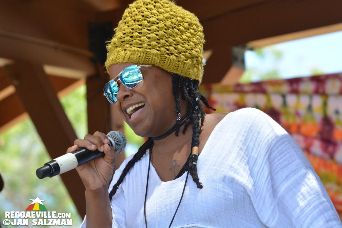 Empress Akua, Junior Toots & The Lions